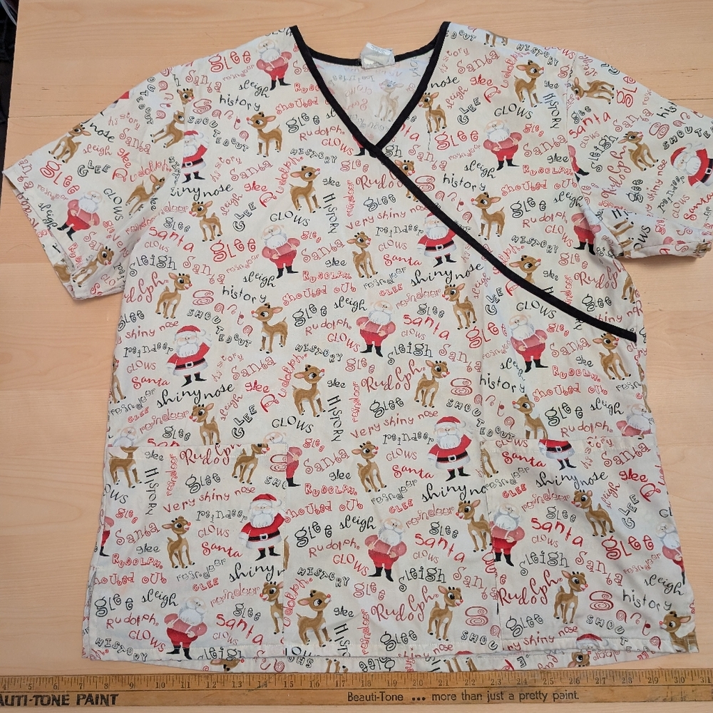 Scrub top - Picture 3 of 4